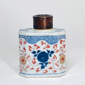 China - Tea Box With Imari Decoration - Kangxi Period (1662-1722)