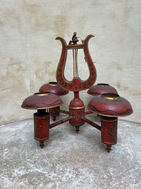 Lyre-shaped Red Lacquered Sheet Metal Chandelier