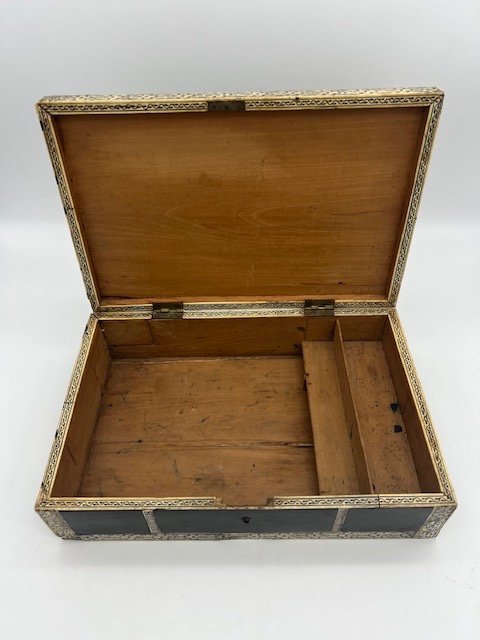 Blackened Wooden Box With Ivory Inlays-photo-2