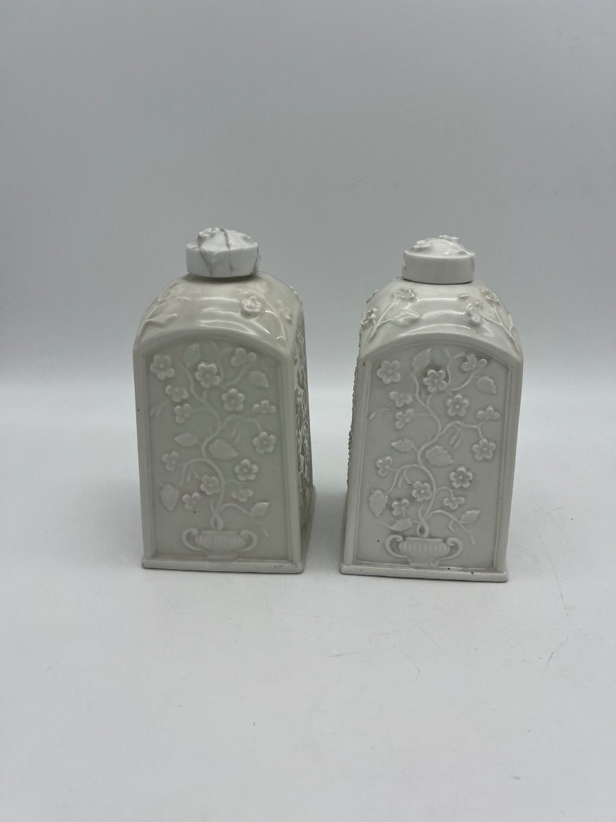 Two Porcelain Tea Holders. -photo-1