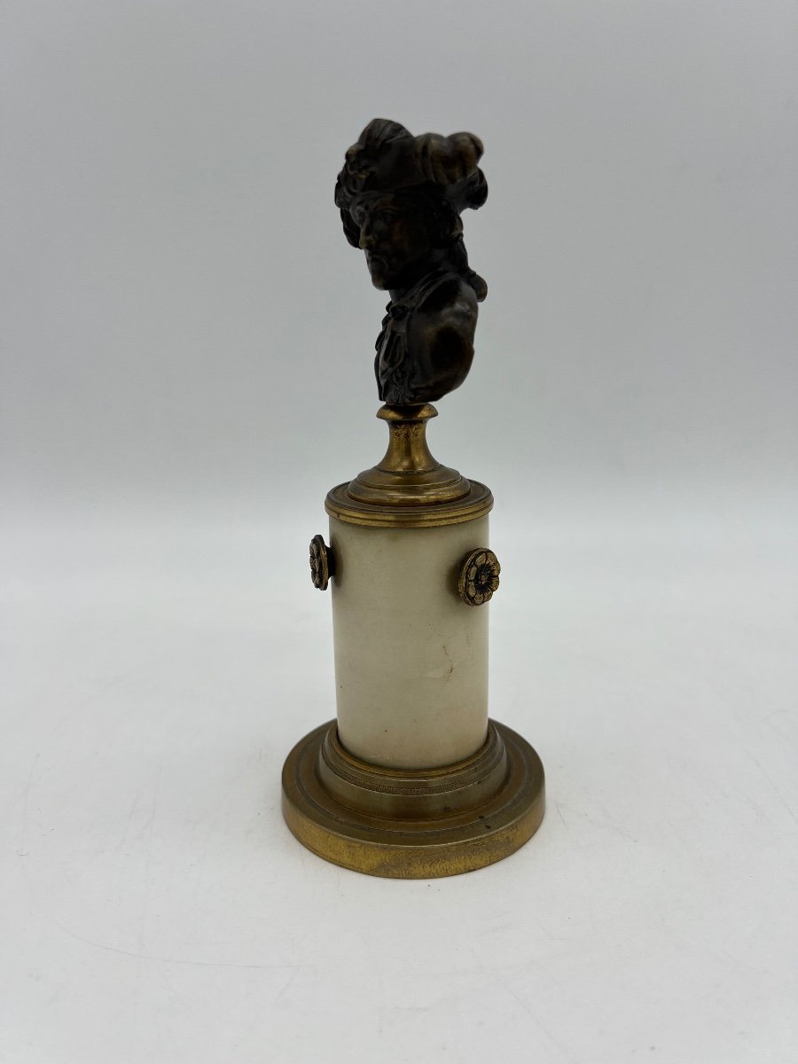 Bronze Statue On Marble And Gilded Metal Base-photo-2