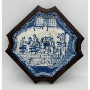 Plaque En Faïence Bleue Et Blanc De Delft Du XVIIIe Siècle.