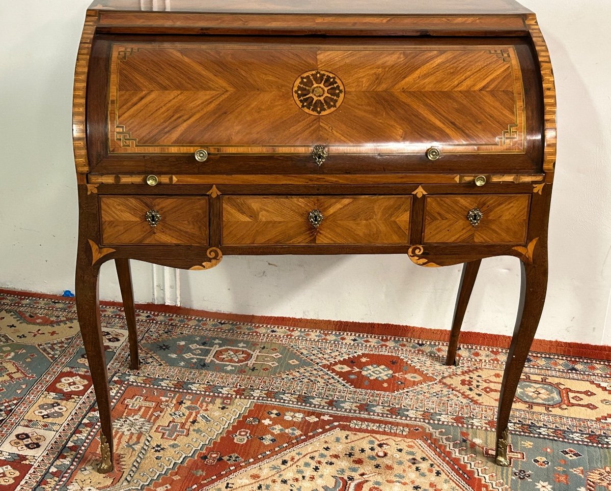 Beautiful Cylinder Desk In Louis XV Marquetry From The Eighteenth Century-photo-2