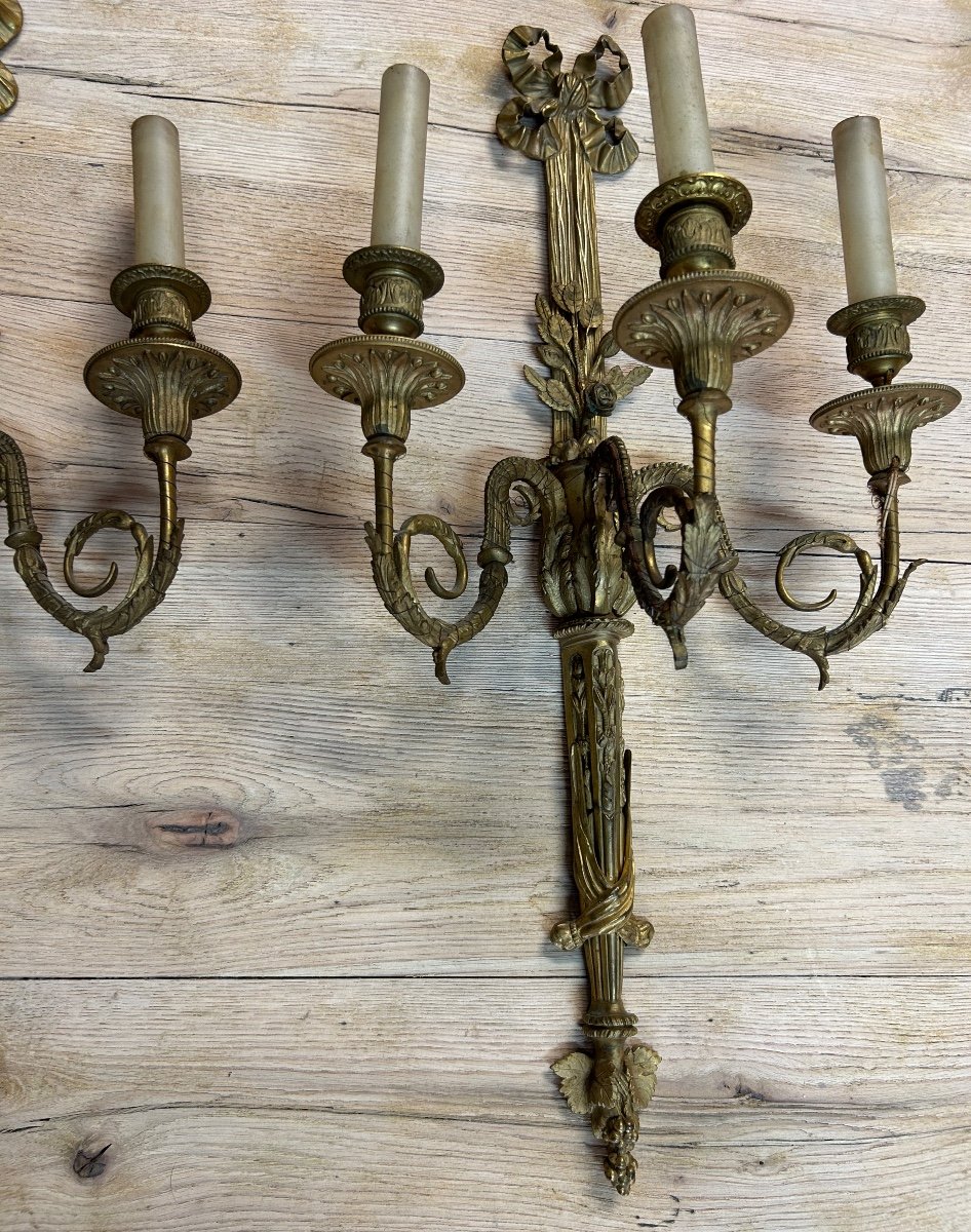 Large Pair Of Louis XVI Style Sconces In Gilt Bronze From The Napoleon III Period - H 69 Cm-photo-3