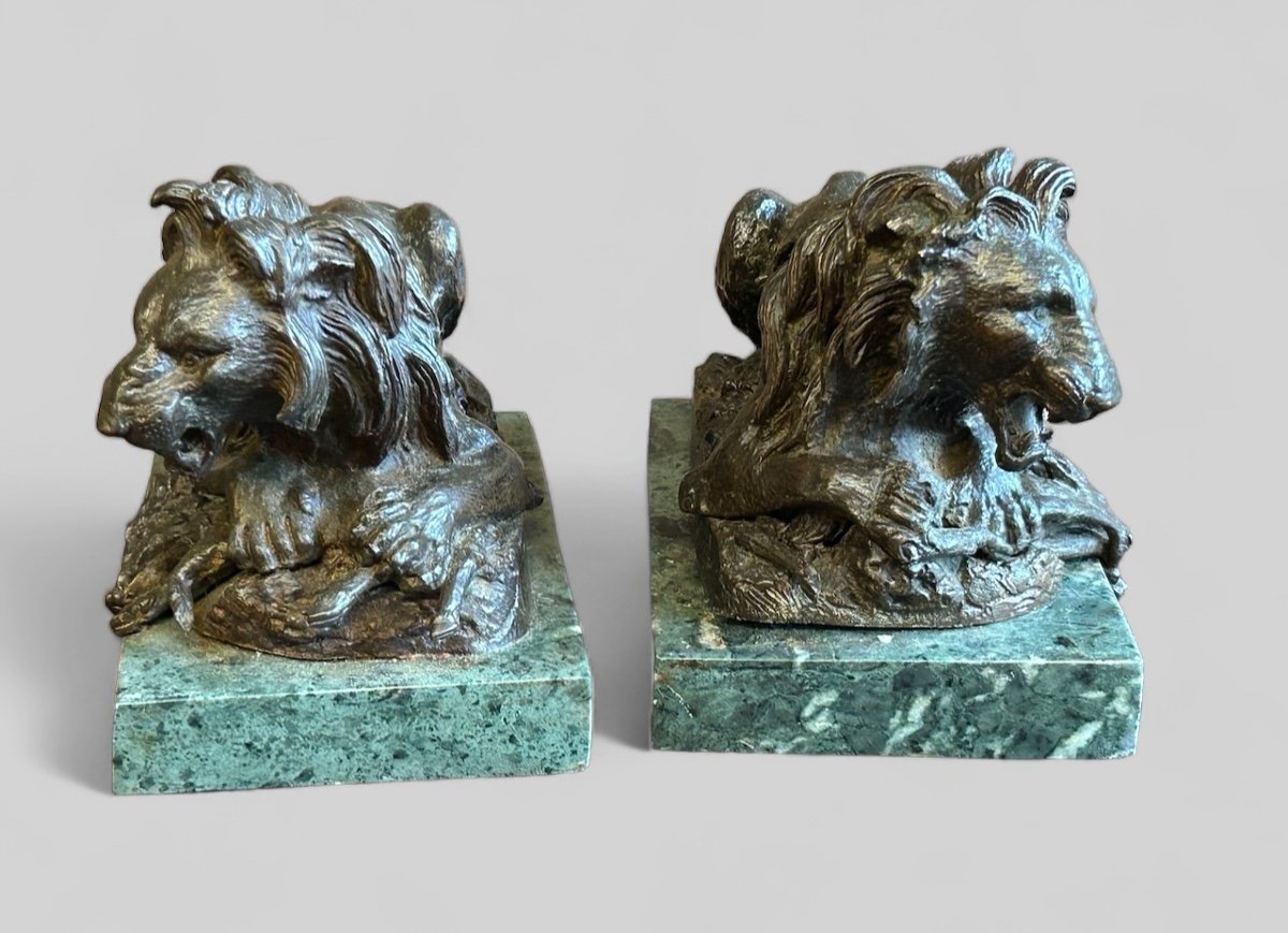 Pair Of Lions In Bronze XIX Period Marble Bases-photo-4