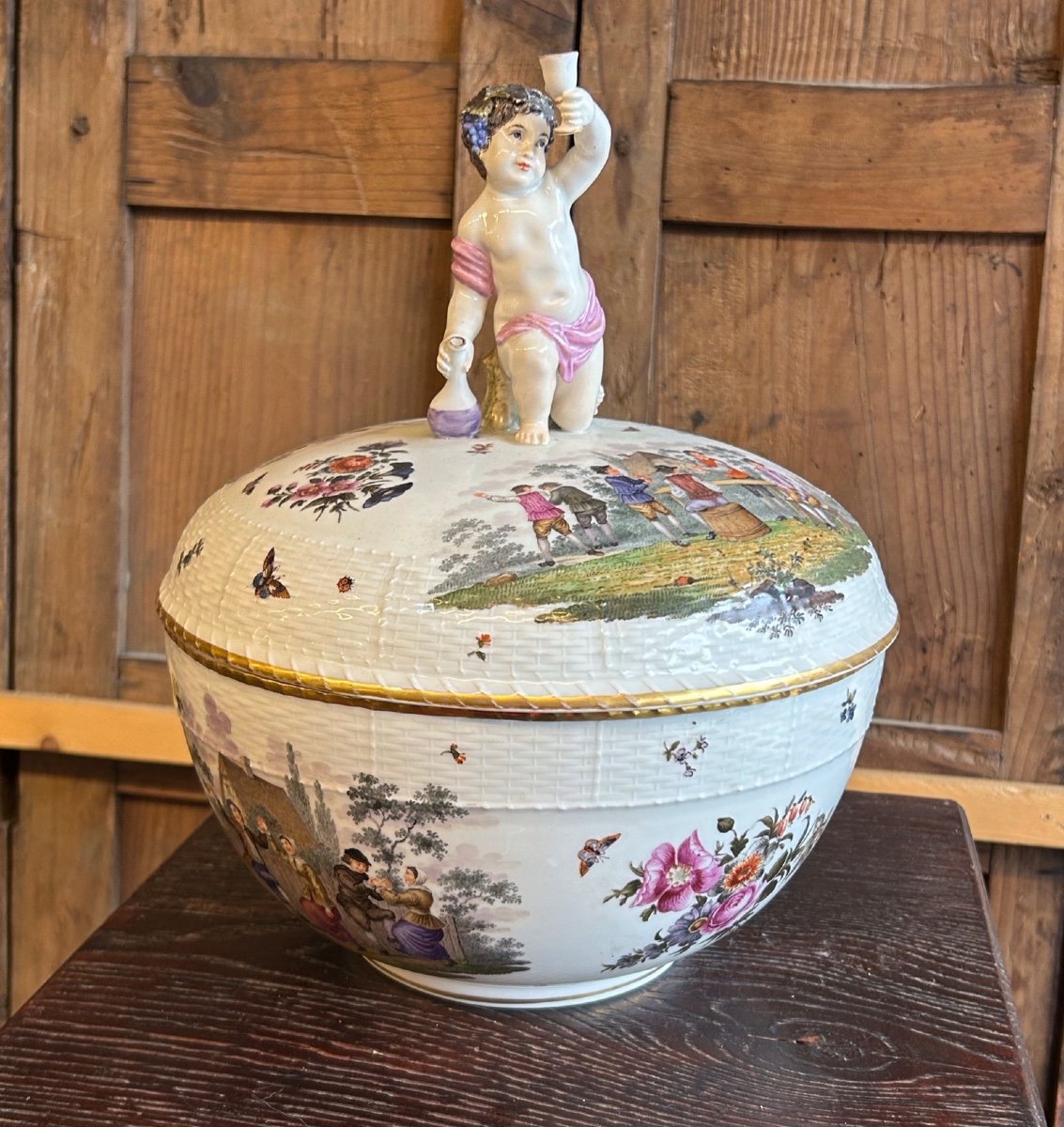 Covered Berlin Porcelain Tureen Or Punch Bowl, 19th Century -photo-8