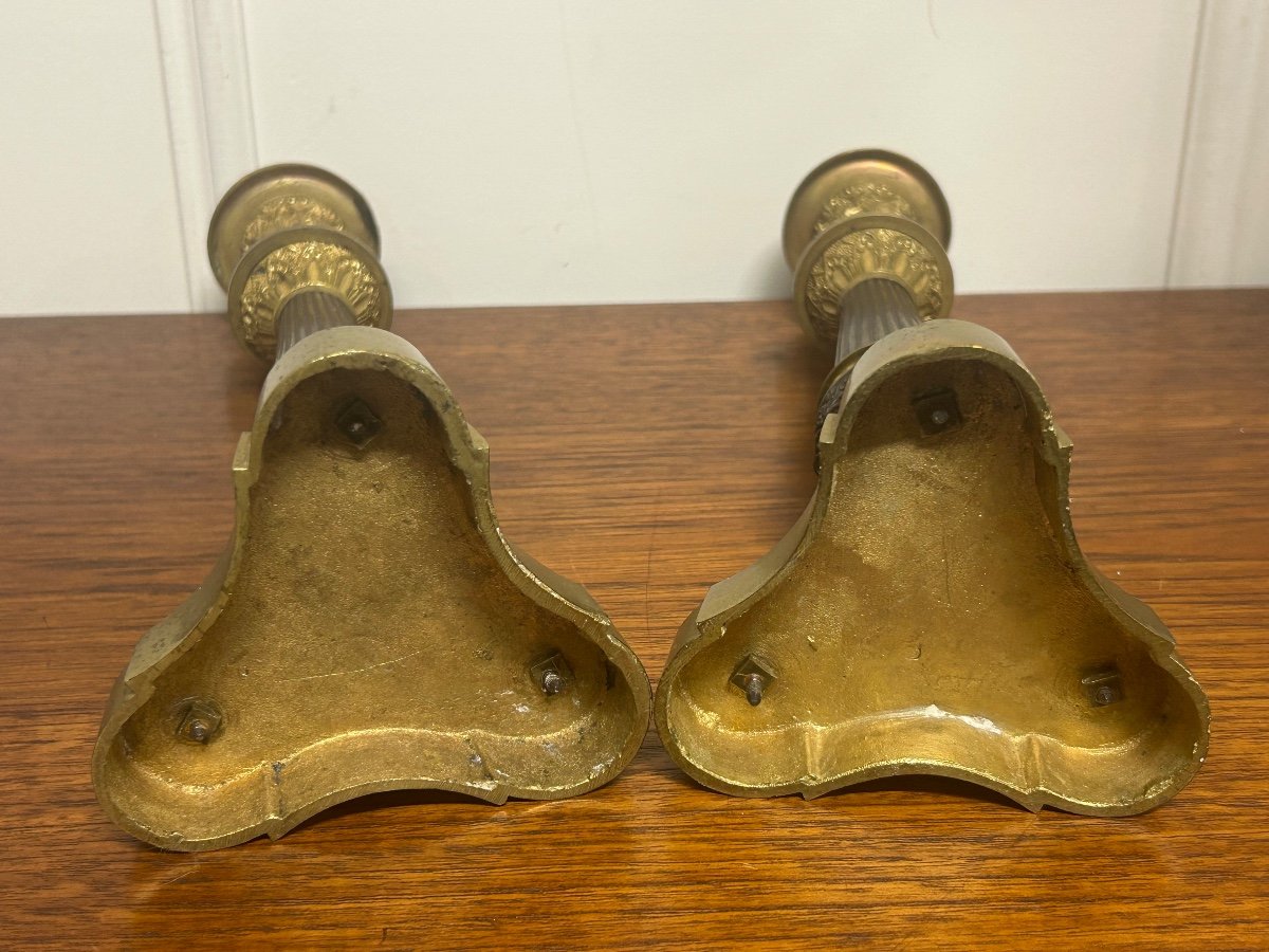 Pair Of Restoration Period Candlesticks In Bronze With Gilded And Brown Patina, 19th Century Claw Feet -photo-1