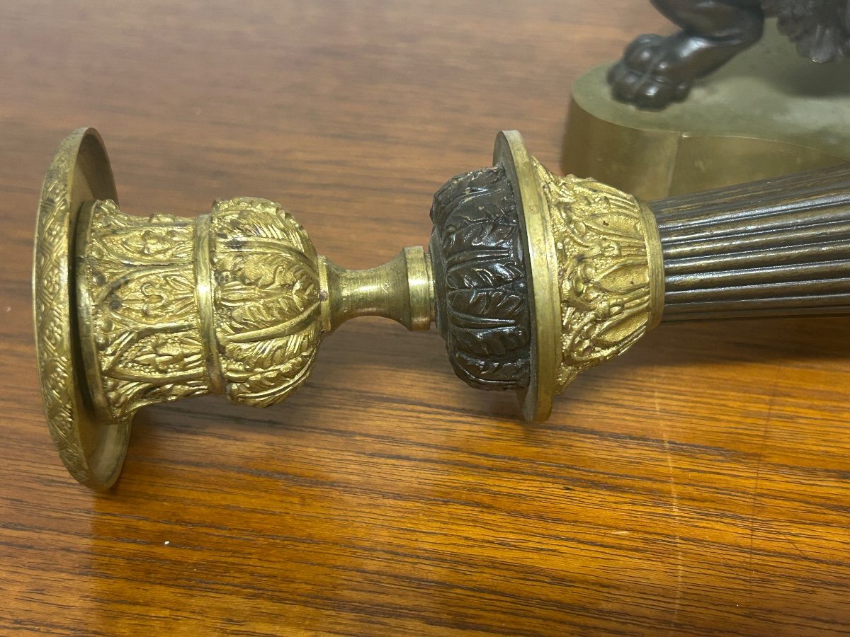 Pair Of Restoration Period Candlesticks In Bronze With Gilded And Brown Patina, 19th Century Claw Feet -photo-7