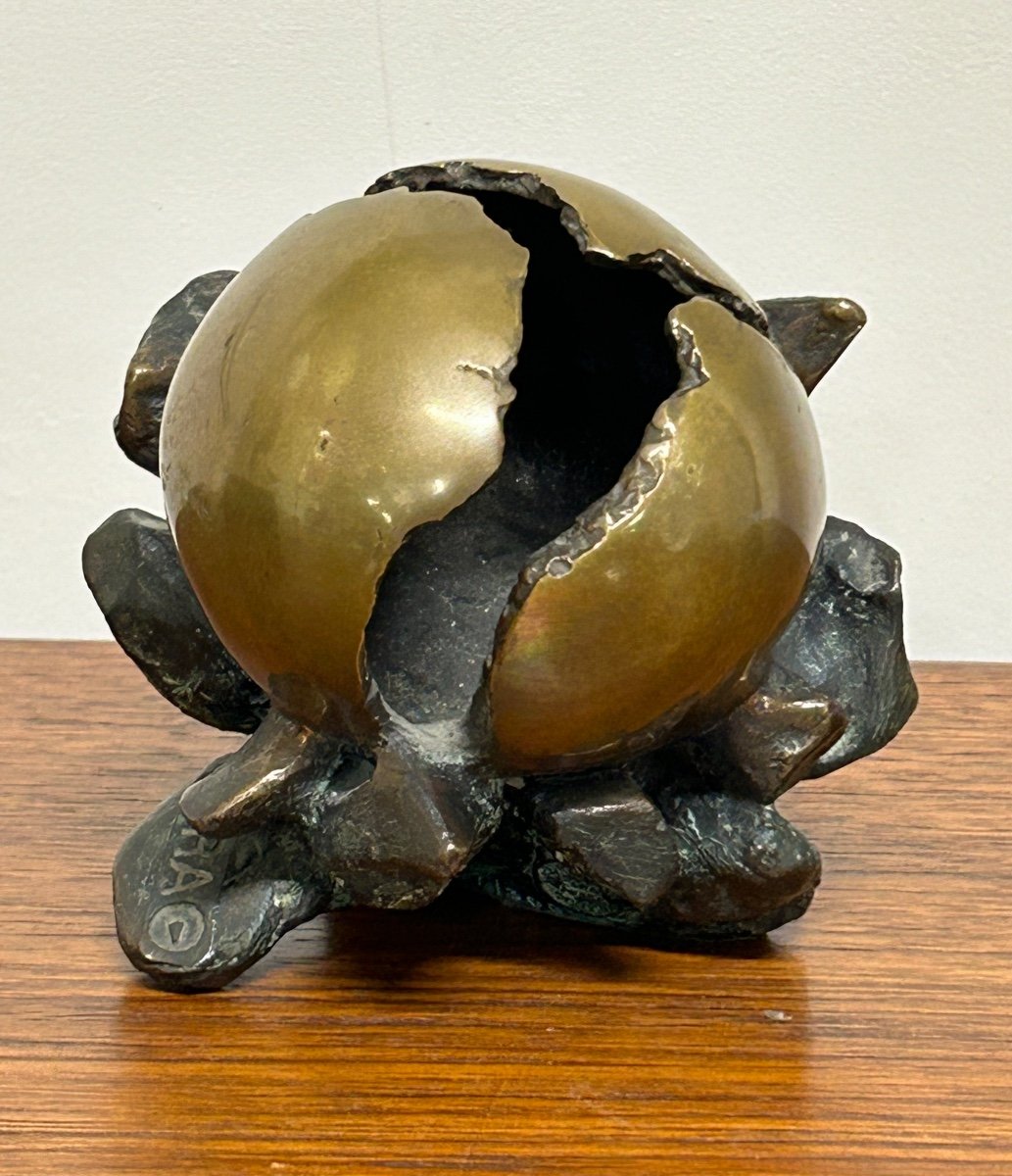 Anita Tullio (1935-2014) « éclosion Matra «  Bronze à Patine Verte Et Doré 