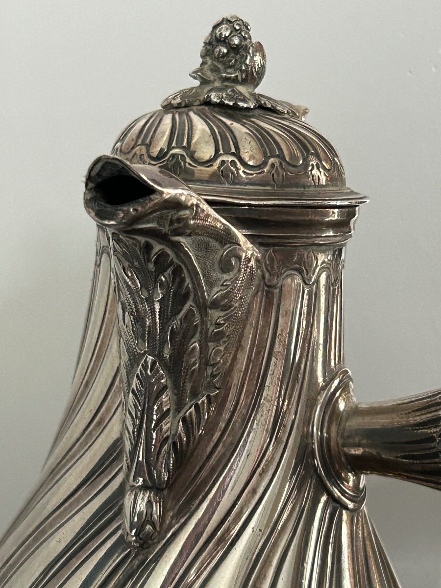 Verseuse - Cafetière Piriforme à Feston Torse En Argent Massif De Style Louis XV - égoïste -photo-2