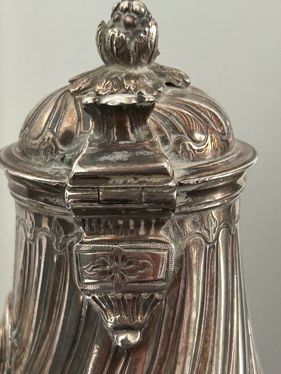 Verseuse - Cafetière Piriforme à Feston Torse En Argent Massif De Style Louis XV - égoïste -photo-8