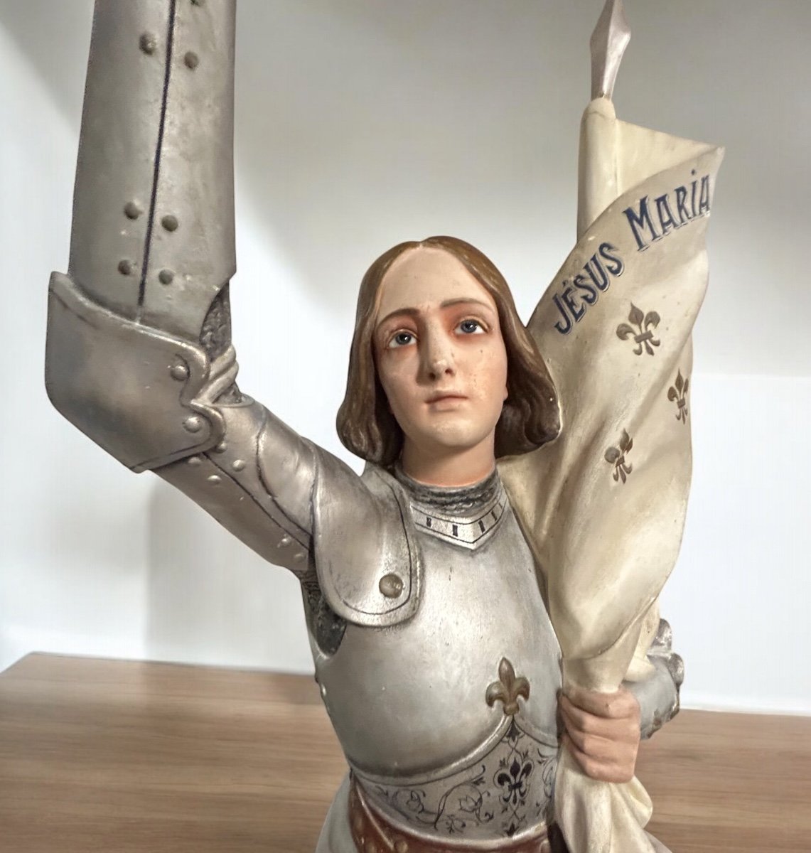 Grande Sculpture D’église Ou De Chapelle En Plâtre Polychrome Jeanne D’arc En Armure Vers 1900-photo-3