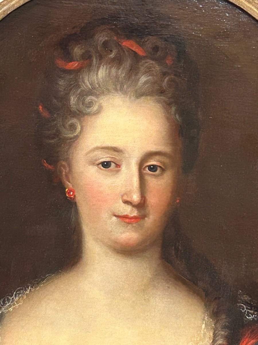 French School - Portrait Of A Woman In Oval From The 18th Century H 90 Cm-photo-3