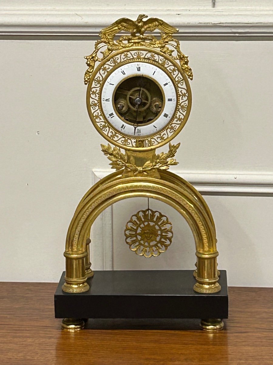 Directoire Period Arch Skeleton Clock In Gilt Bronze - Empire-photo-2