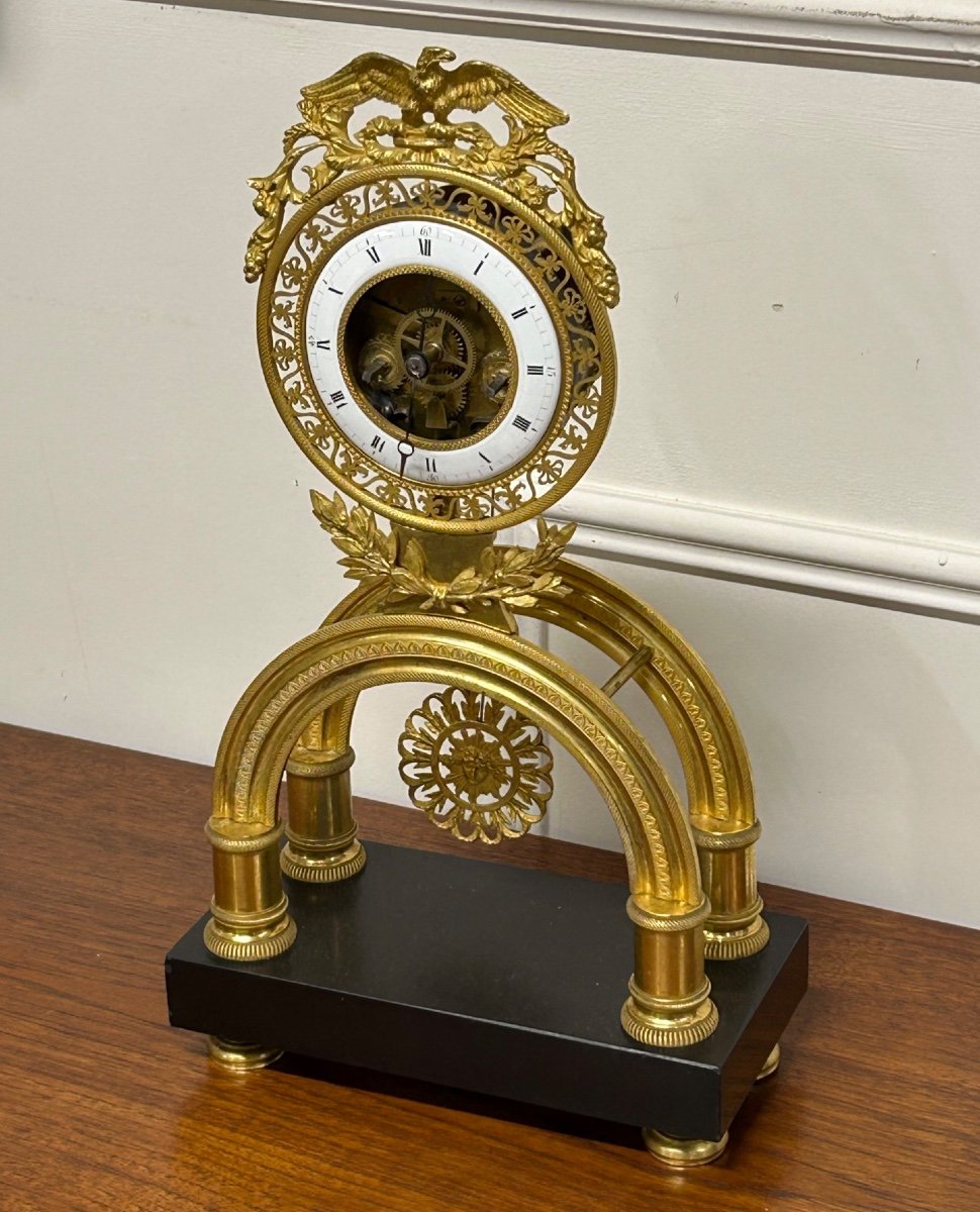 Directoire Period Arch Skeleton Clock In Gilt Bronze - Empire-photo-4