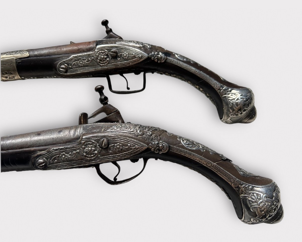 Pair Of "kubur" Pistols - Ottoman Balkan Turkish Empire Silver Chiseled Flintlock Pistol 1830-photo-5