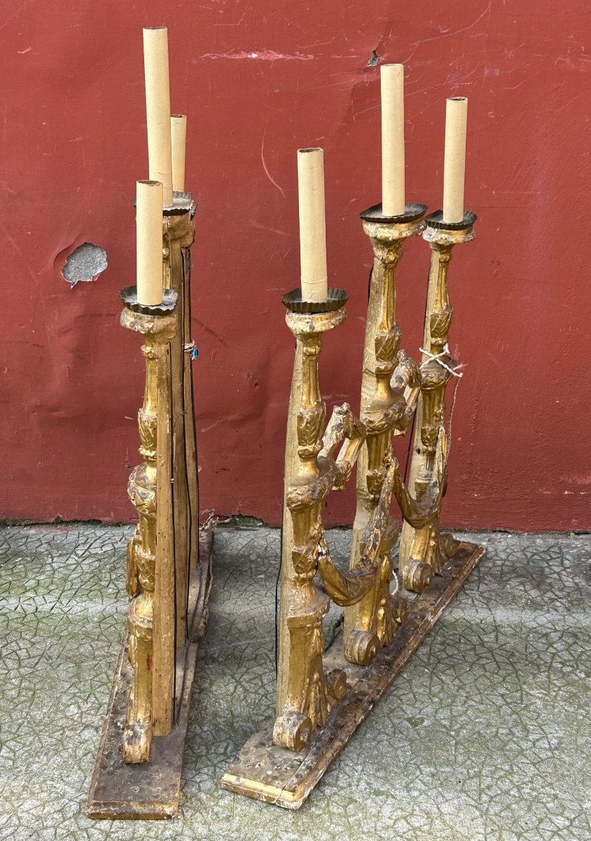 Pair Of Three-light Sconce Candlesticks In Gilded Wood From The 18th Century -photo-6