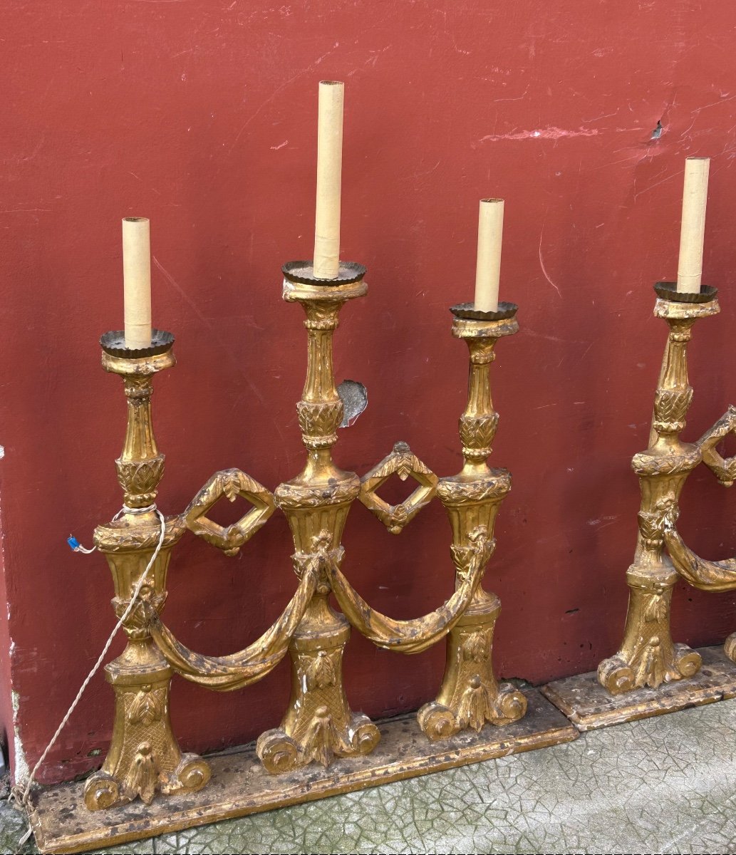 Pair Of Three-light Sconce Candlesticks In Gilded Wood From The 18th Century -photo-8