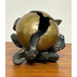 Anita Tullio (1935-2014) « éclosion Matra «  Bronze à Patine Verte Et Doré 