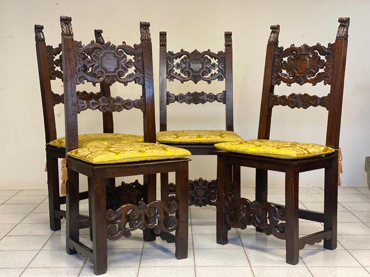 Group Of Four Lombard Louis XIV Chairs. Brescia, 17th Century-photo-6