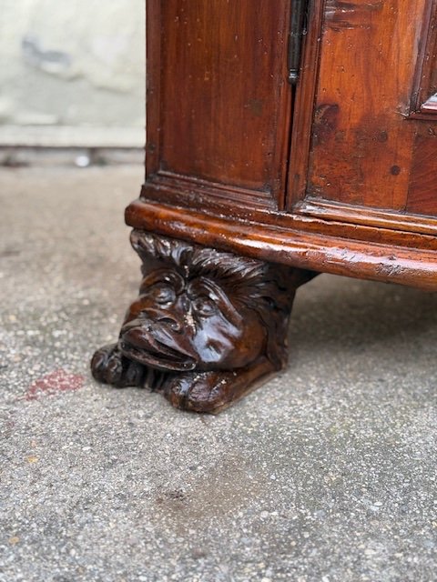 Walnut Corner Cupboard Rounded On The Front. Genoa 18th Century. Restoration Carried Out-photo-2