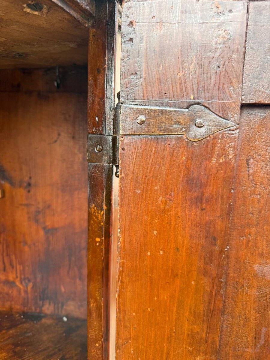 Walnut Corner Cupboard Rounded On The Front. Genoa 18th Century. Restoration Carried Out-photo-8