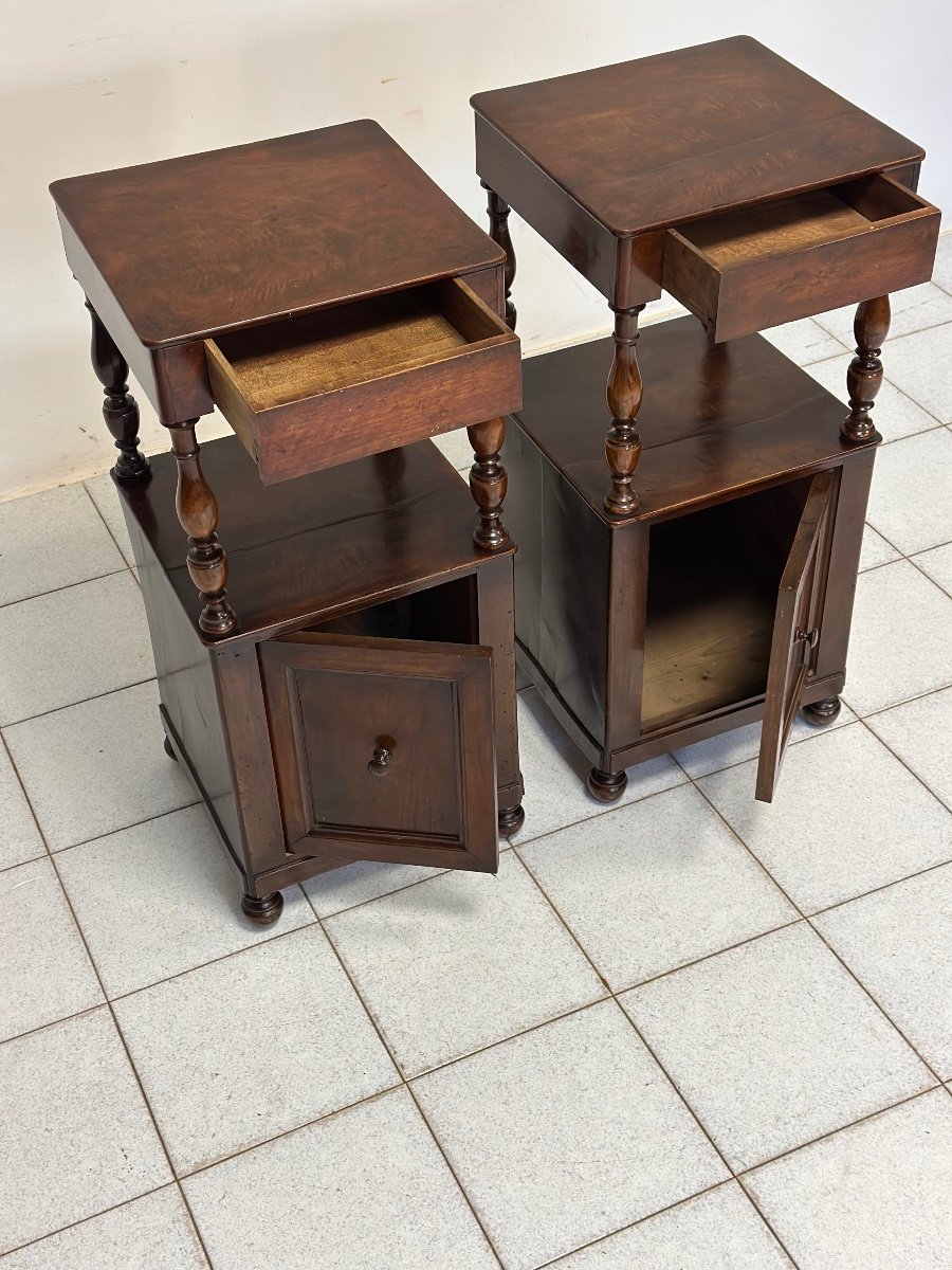 Pair Of 19th Century Lombard Open Walnut Bedside Tables. Restored-photo-6