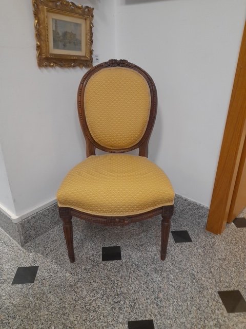 Group Of Six Louis XVI Chairs In Carved Walnut With Beaded Back And Band Centered By A Bow Tape