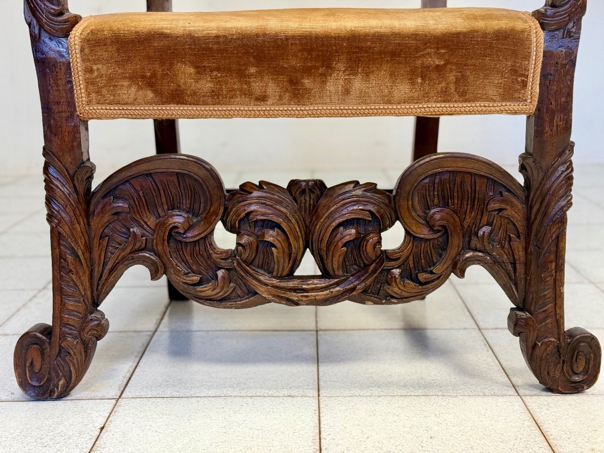 Fauteuil En Bois Sculpté. Venise, époque 1600.-photo-4