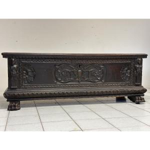 Lombard Carved Chest From The Early 17th Century