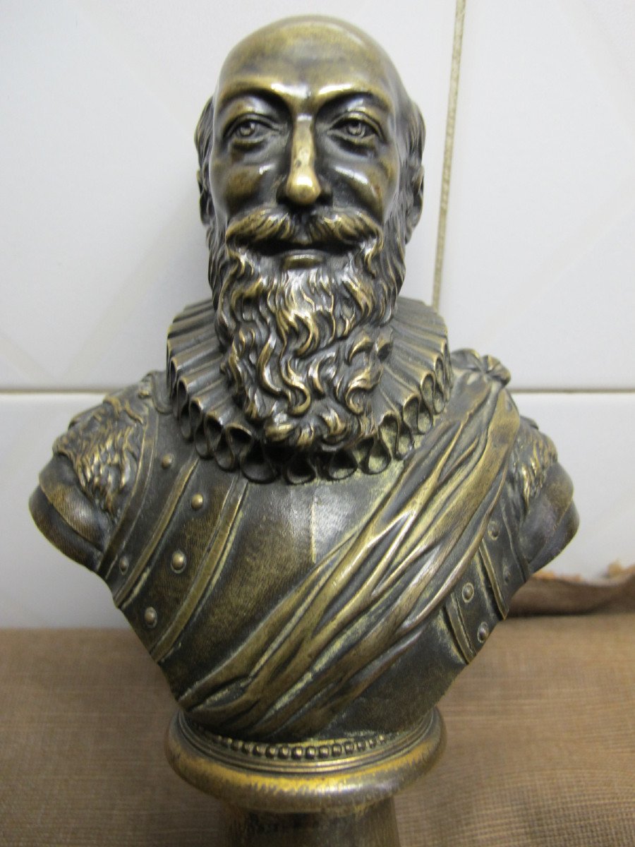 Bust Of Sully-photo-2