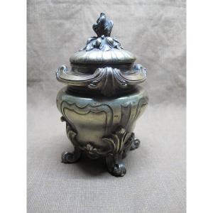 Covered Pot In Bronze XIX 