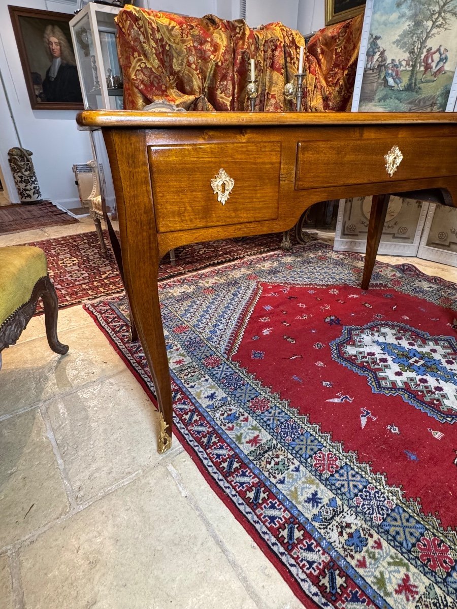 Louis XV Period Double-sided Walnut Desk -photo-3