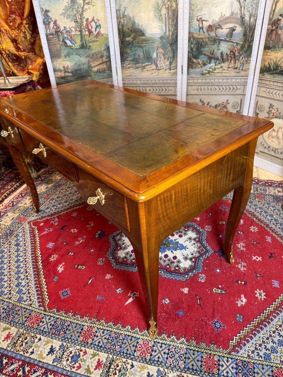 Louis XV Period Double-sided Walnut Desk -photo-1