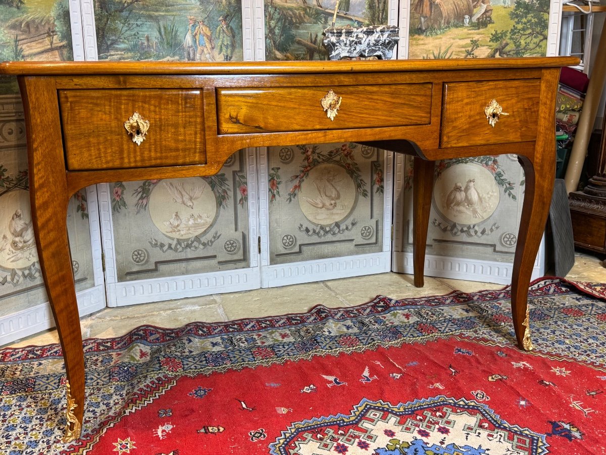 Louis XV Period Double-sided Walnut Desk -photo-3