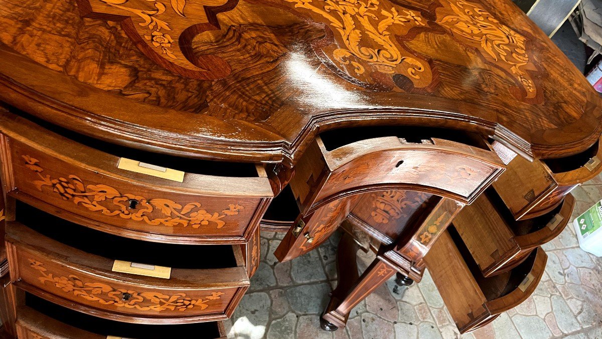 Mazarin Desk In Walnut And Maple-photo-7