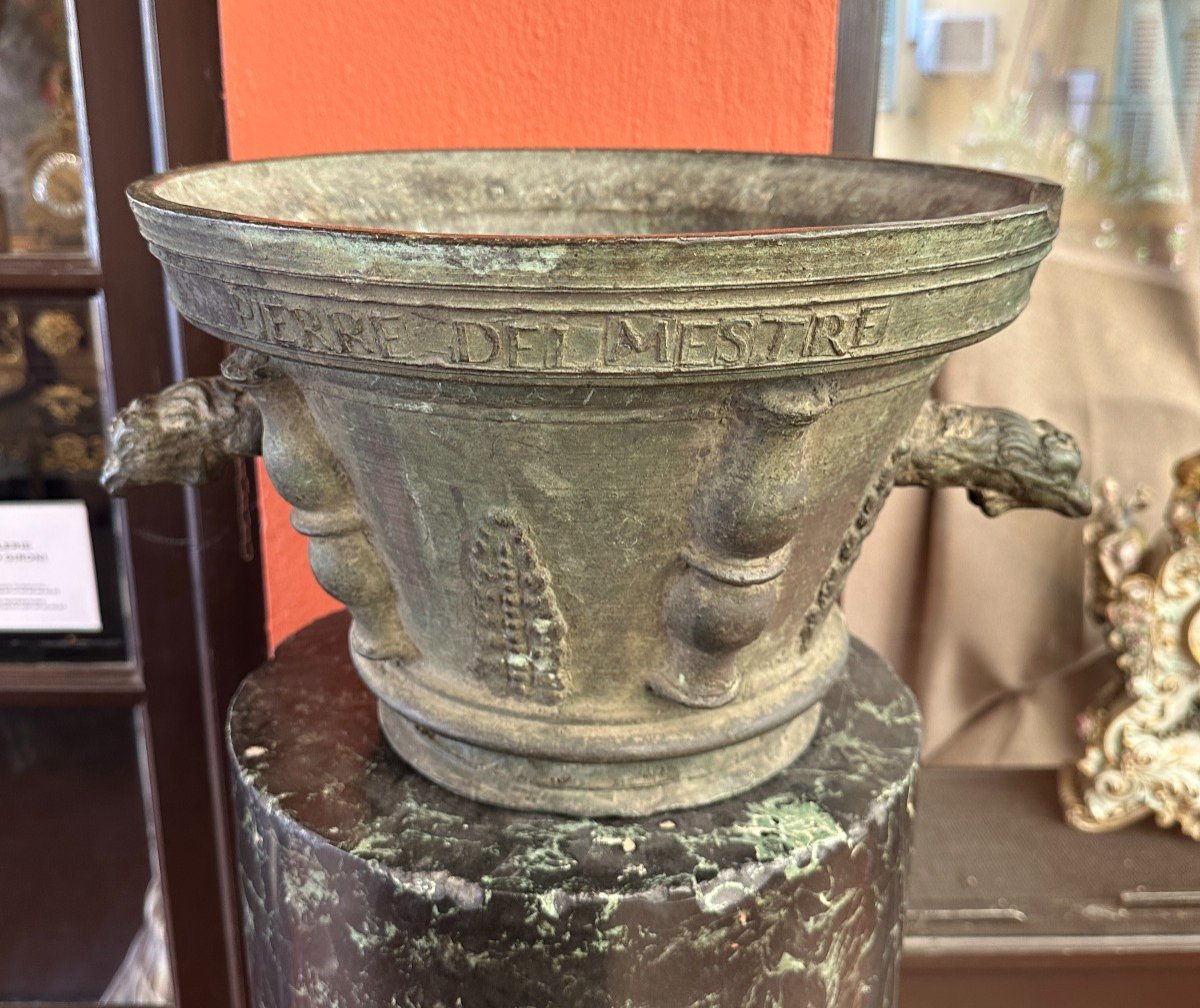 Pharmacy Mortar In Bronze, France XVII° Century