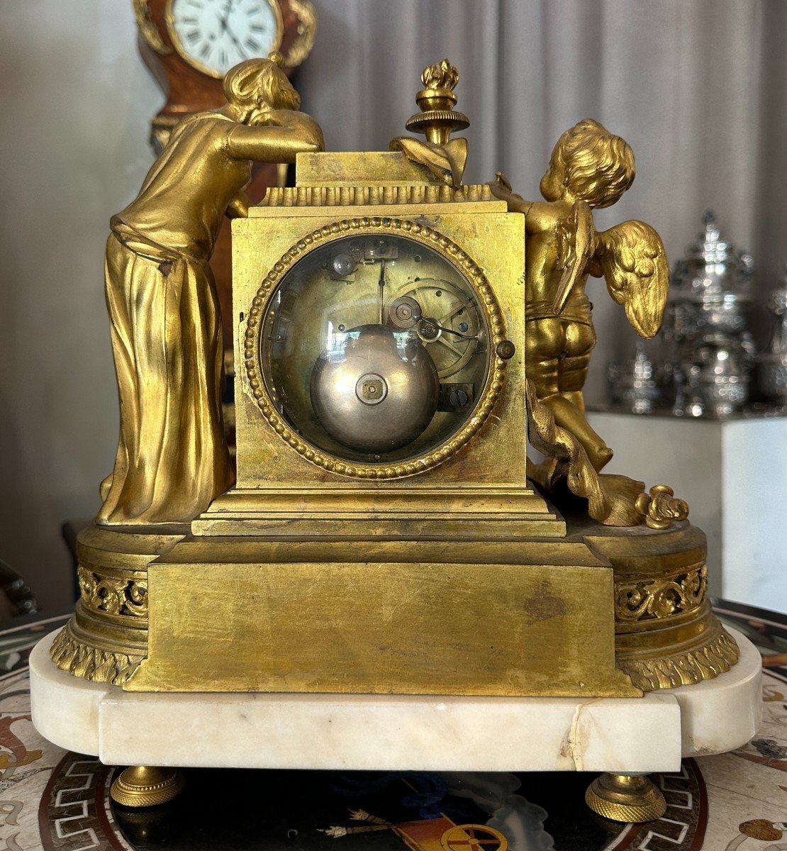 Pendule d'époque Louis XVI En Bronze Doré Ciselé Et Marbre, Fin XVIII° Siècle-photo-4