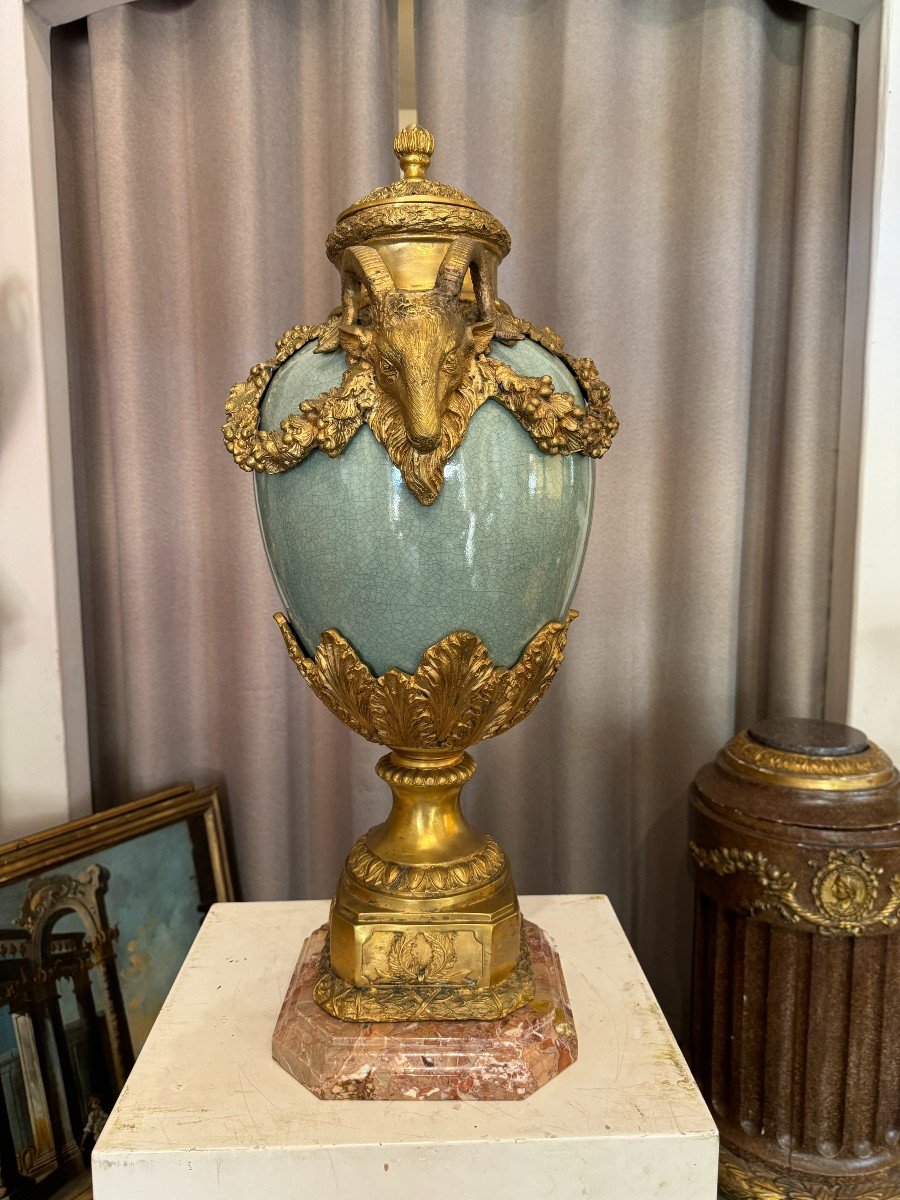 Large Covered Vase In Celadon And Gilt Bronze, Marble Base, 19th Century-photo-4