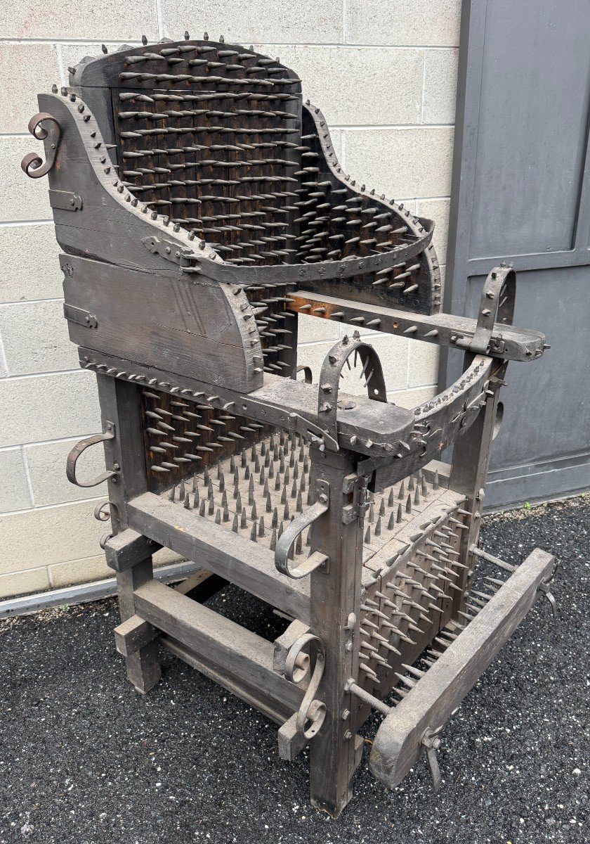 Wooden Torture Chair, 20th Century-photo-1