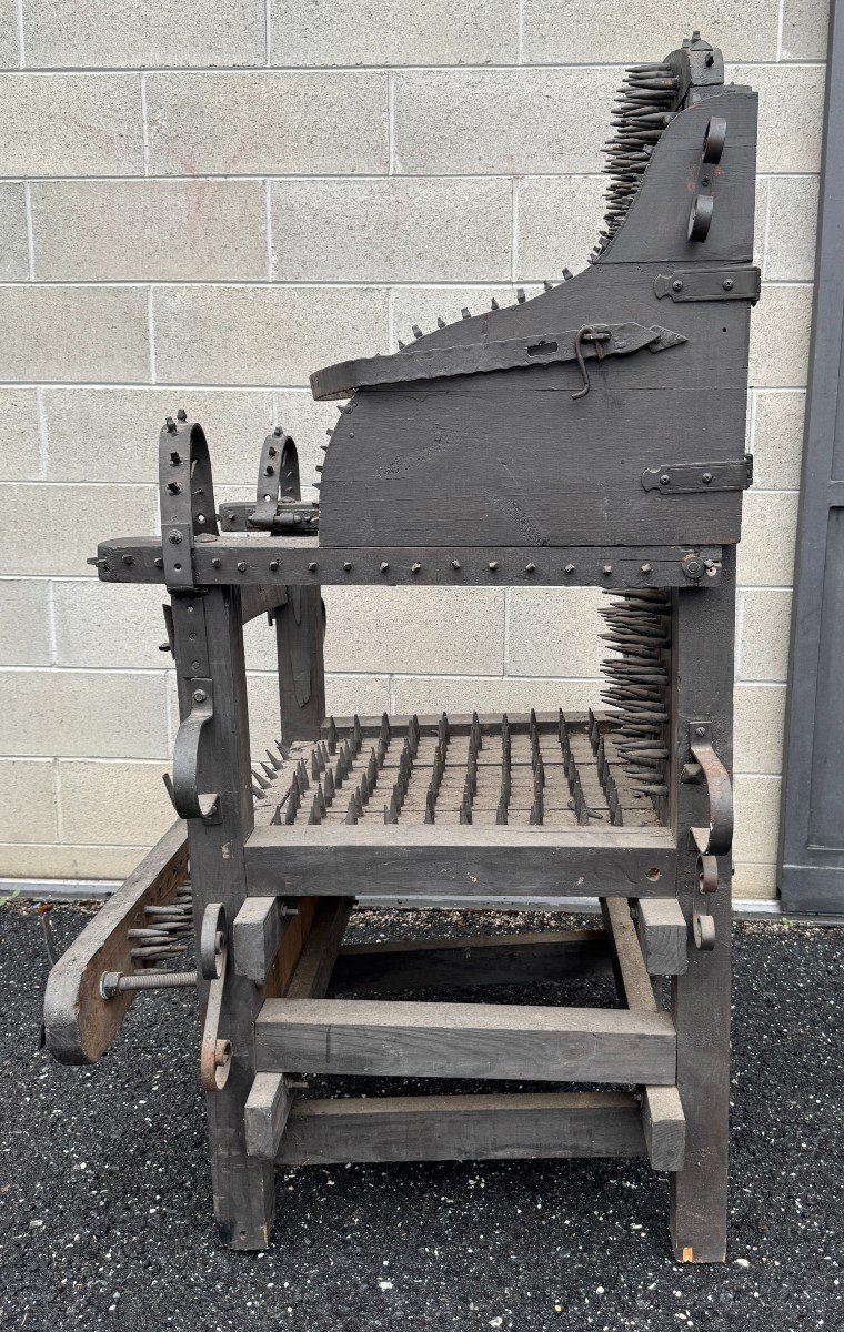 Wooden Torture Chair, 20th Century-photo-4