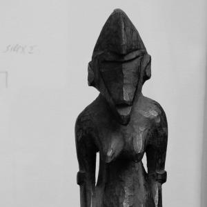 statue de divination . Sénoufo . tugubele . Mali . Burkina Faso . Côte d’Ivoire ..