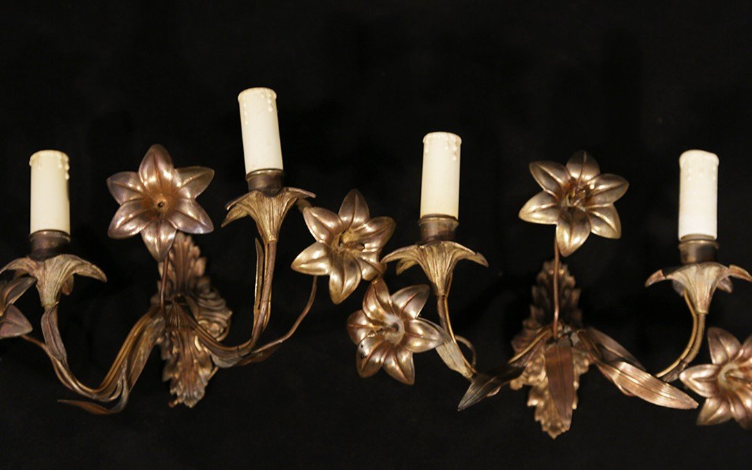 Pair Of Electrified Golden Sheet Wall Sconces-photo-6