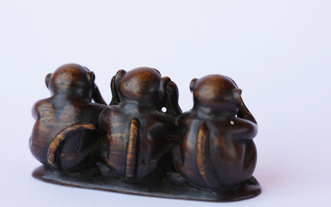 Netsuke, Bois Dur, Les Trois Singes De La Sagesse-photo-3