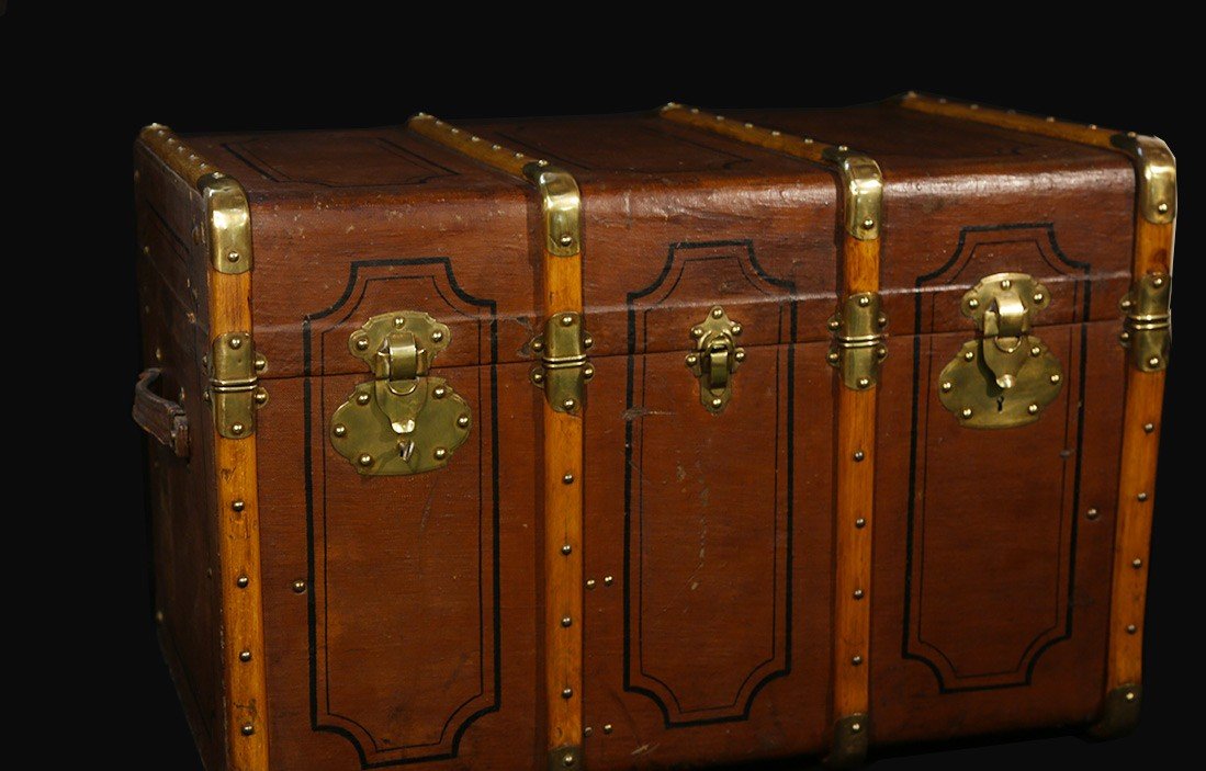 19th Century Travel Trunk-photo-7