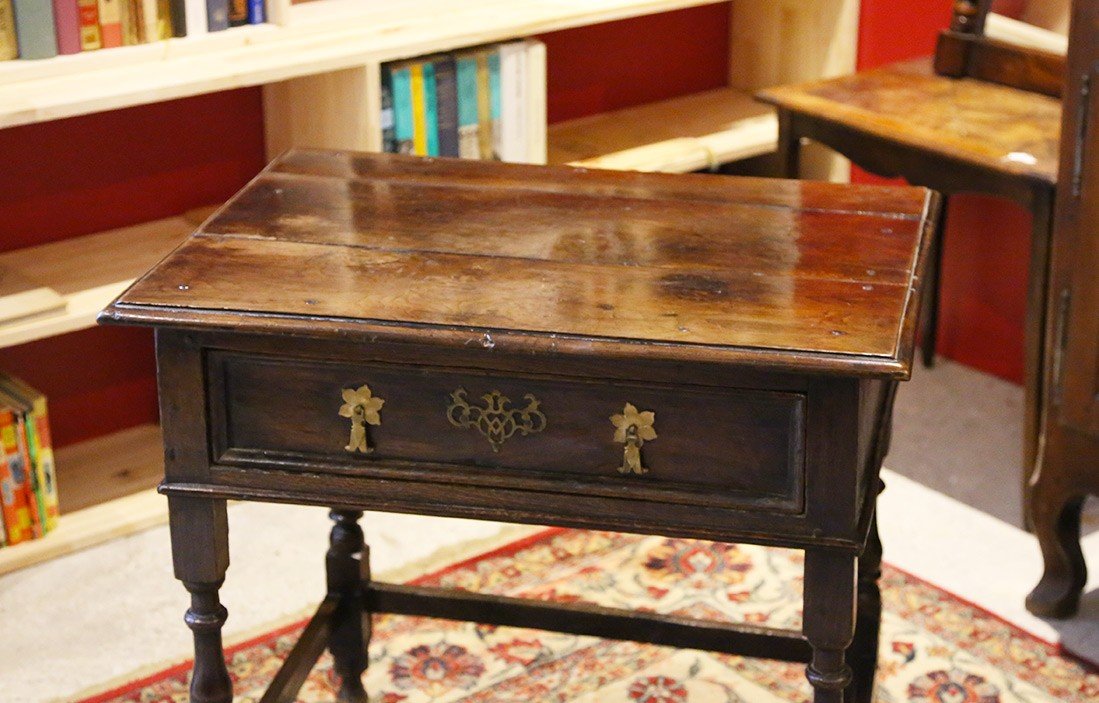 Small 17th Century Table, Oak-photo-4