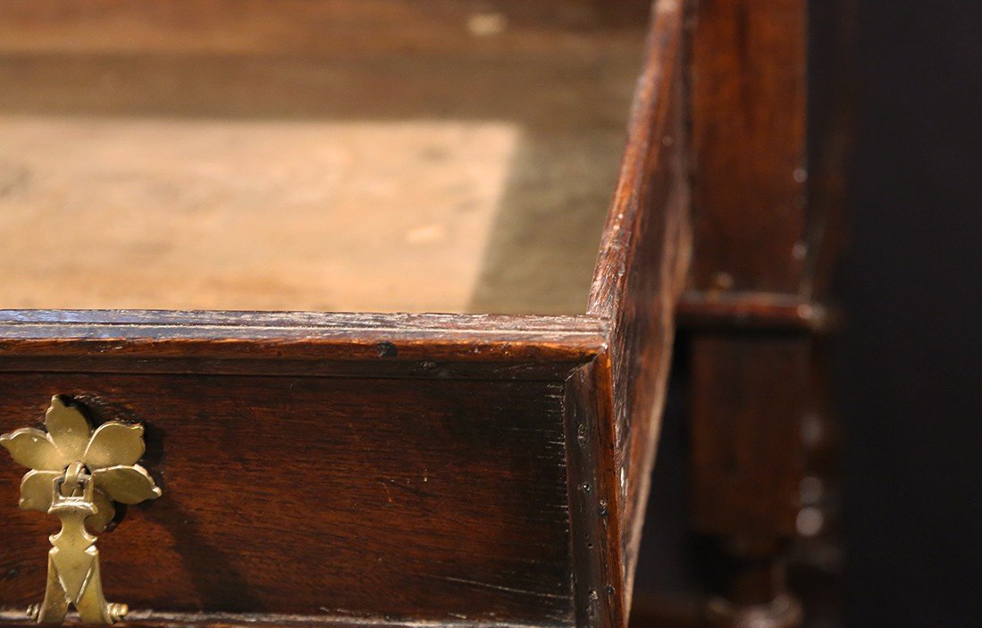 Small 17th Century Table, Oak-photo-5