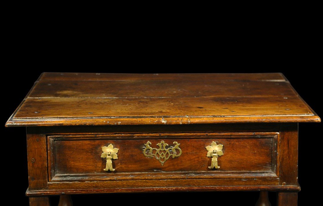 Small 17th Century Table, Oak-photo-6