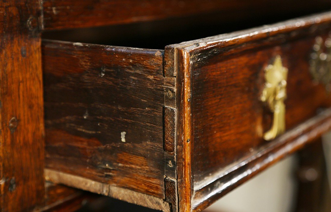 Small 17th Century Table, Oak-photo-8