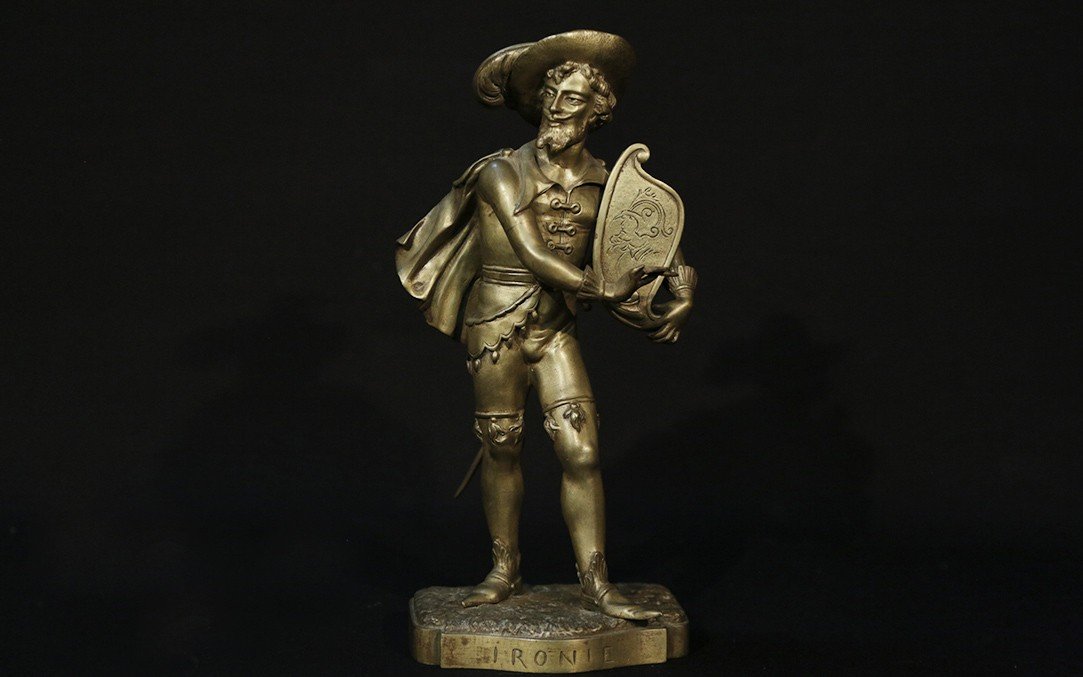 Bronze à Patine Dorée "l'ironie" Par Brisson (haut.26 Cm)